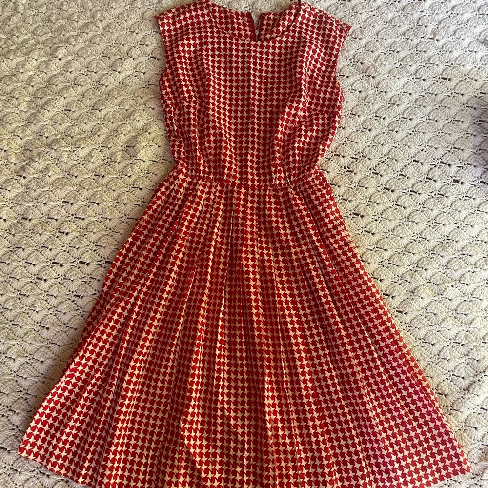 1960s Vintage Red and White Houndstooth Print Dress
